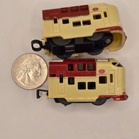2x Plastic Train Cabooses - 20240424D - RWK322